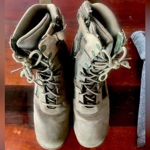 Trendy Men's Military Boots Size 11.5 R Green Leather Steel Toe.